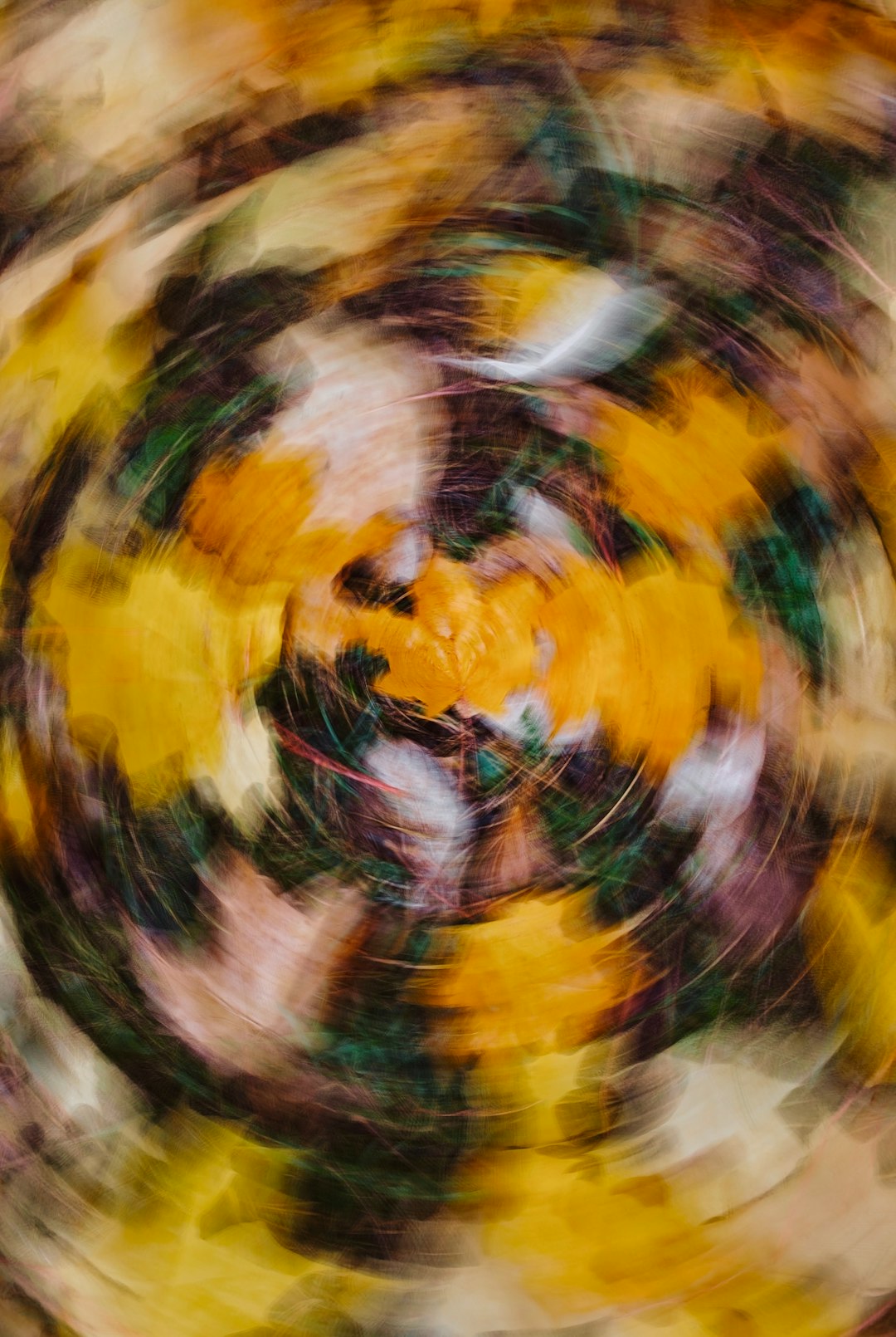 Abstract Rotation wallpaper pattern — base photo: a close up of a fire