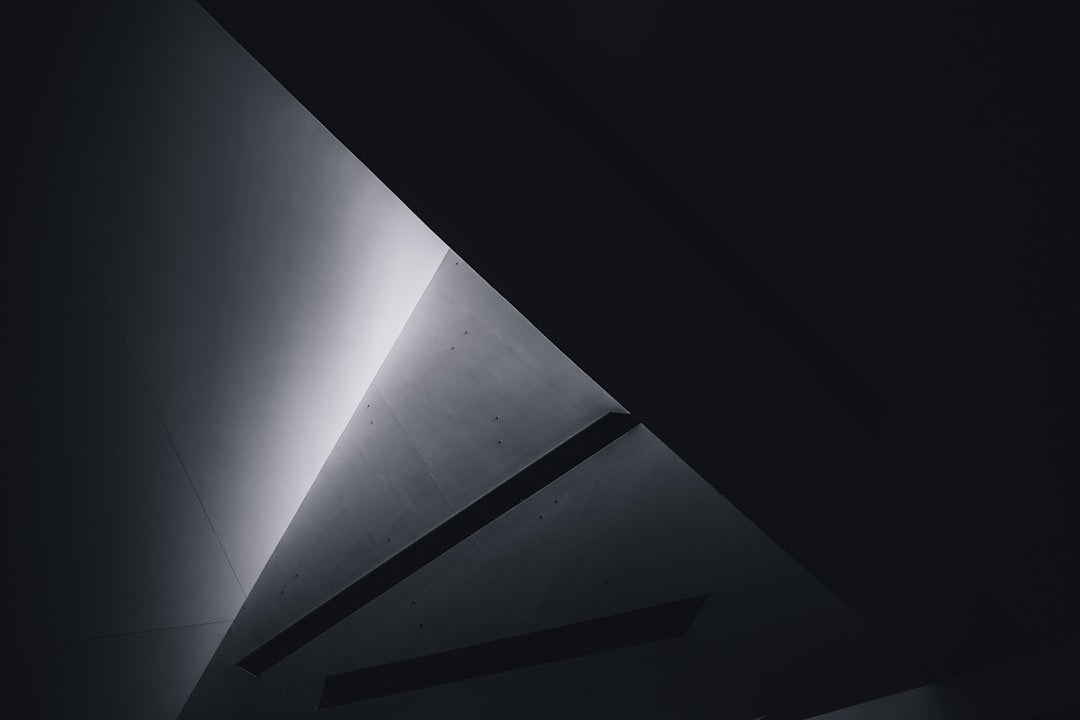 Seamless mirror wallpaper pattern — Geometry by wallpaper⁶ — base photo: grayscale photo of a tunnel