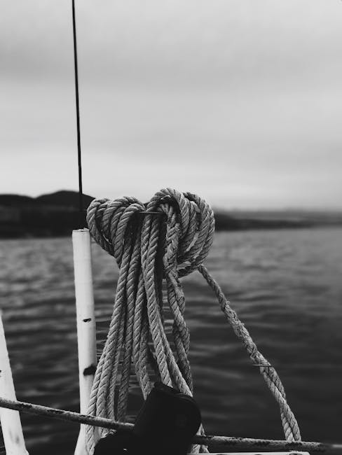 Seamless hex wallpaper pattern — Geometry by wallpaper⁶ — base photo: Close-up of nautical rope tied on a sailboat in grayscale, creating a tranquil sea atmosphere.