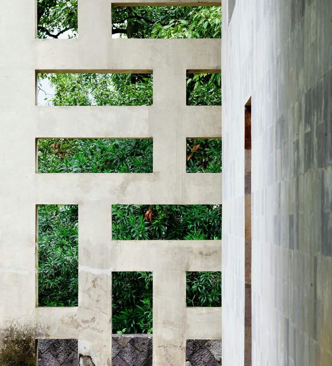 WALLPAPER⁶ — seamless rotate4 pattern from bauhaus architecture detail, Bauhaus — base photo: The San-He Residence was designed by Chinese architect Wang Shu. It was inspired by a traditional Ch