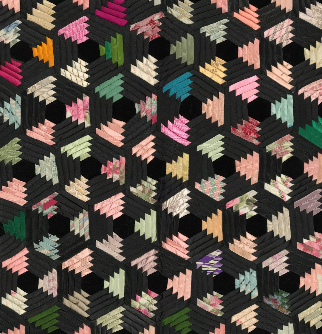 Seamless diamond wallpaper pattern — Origami by wallpaper⁶ — base photo: Fragment (from a Bedcover)Date: 1880s Artist: United States https://www.artic.edu/artworks/120144/fr