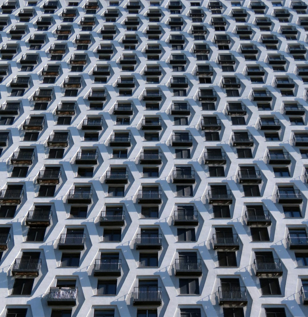 wallpaper⁶ — seamless mirror4 pattern from bauhaus — base photo: Base photograph selected from the Bauhaus collection for the search "Bauhaus".