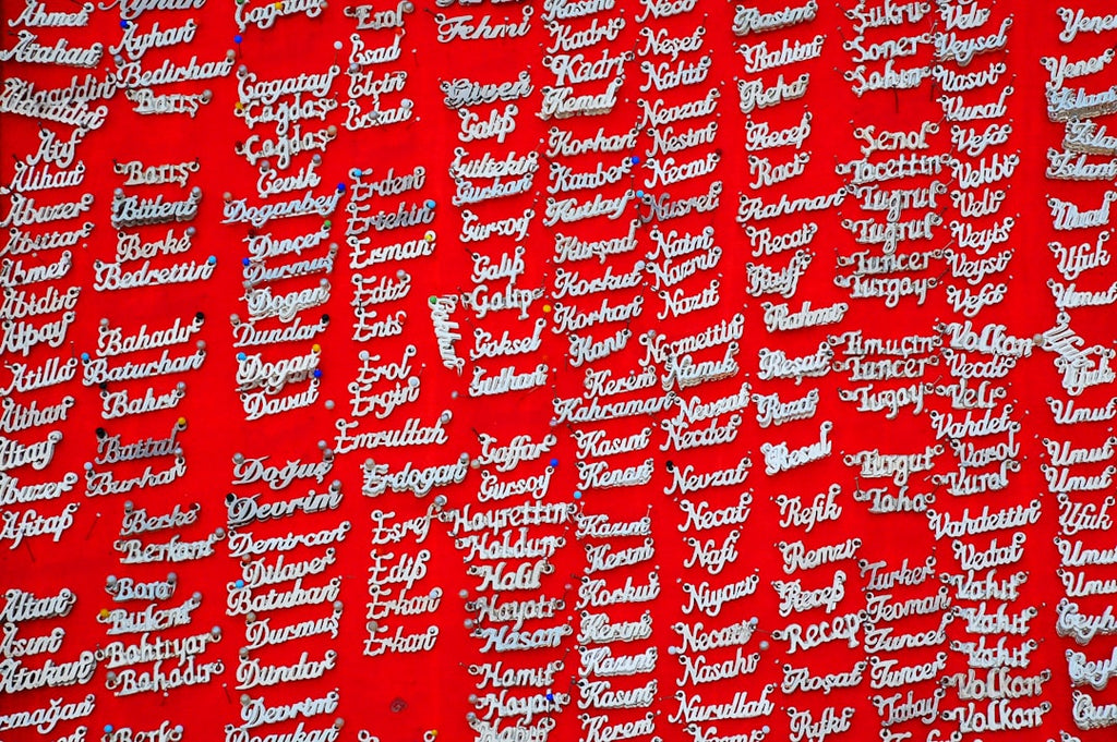 Seamless mirror wallpaper pattern — Calligraphy by wallpaper⁶ — base photo: white writings on wall