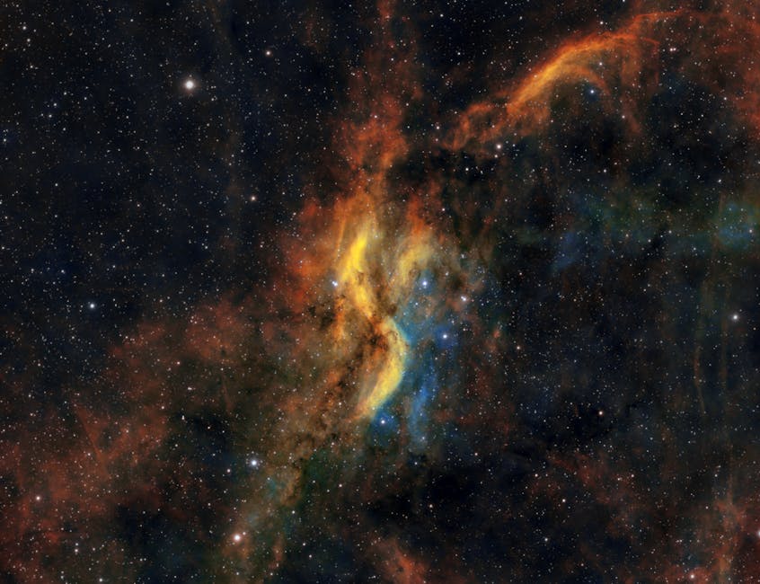 Seamless mirror wallpaper pattern — Astronomy by wallpaper⁶ — base photo: Dynamic scene of colorful gas clouds and stars in a cosmic nebula.