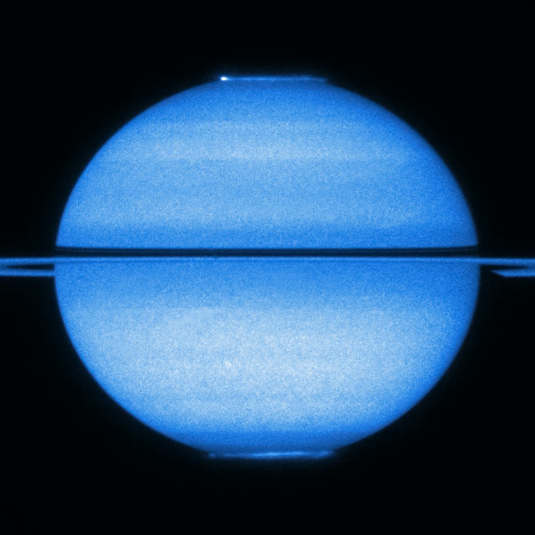Seamless hex wallpaper pattern — Astronomy by wallpaper⁶ — base photo: Saturn's Double Light Show Caption In January and March 2009, astronomers using NASA's Hubble Space 