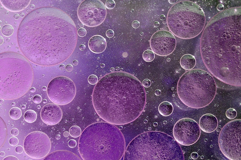 Fractals Rotation wallpaper pattern — base photo: Purple bubbles creating a vibrant abstract pattern in a liquid background.