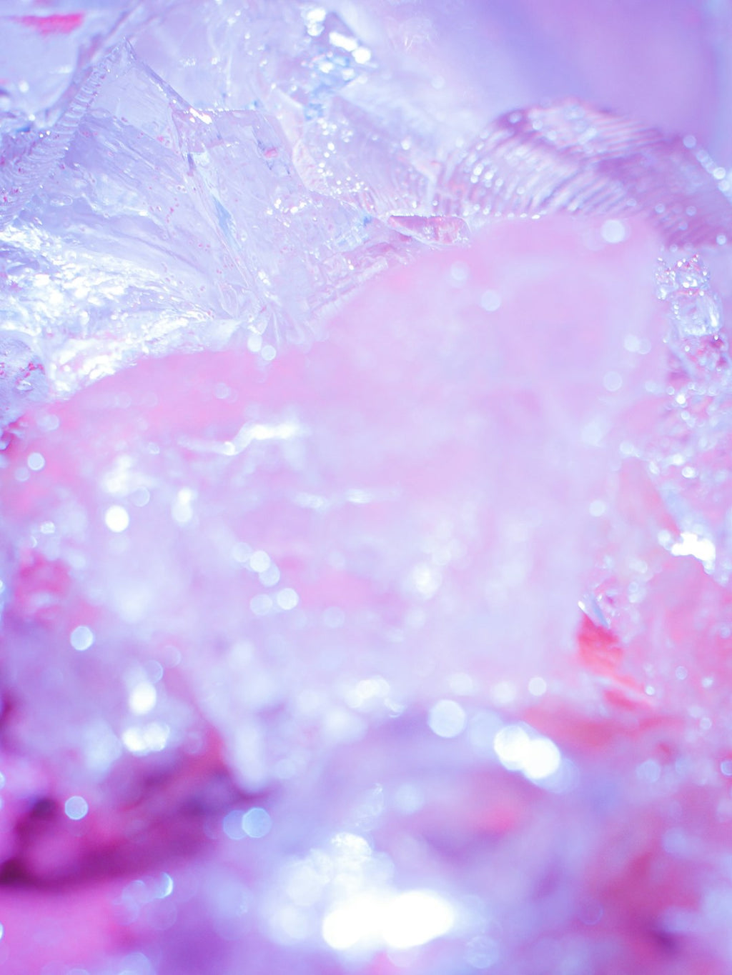 Molecular Physics Hexagon wallpaper pattern — base photo: a close up view of some ice and water