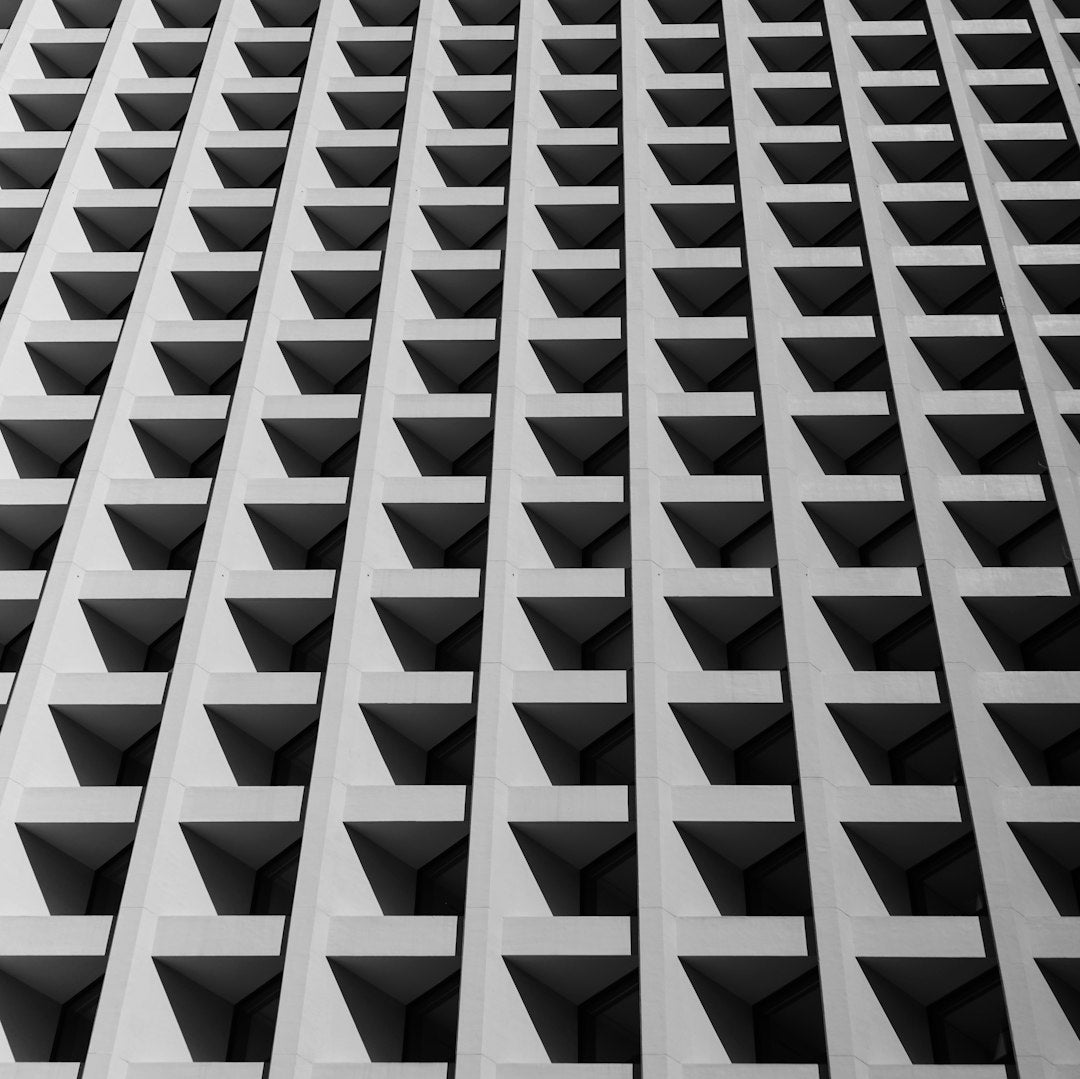 wallpaper⁶ — seamless rotate4 pattern from bauhaus — base photo: Base photograph selected from the Bauhaus collection for the search "Bauhaus".