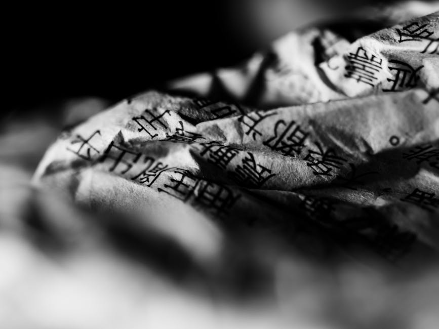 Seamless hex wallpaper pattern — Calligraphy by wallpaper⁶ — base photo: Black and white close-up of creased paper featuring Asian script, conveying an abstract and artistic