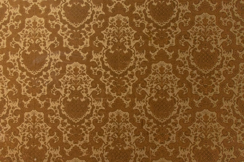 Portraits Mirror wallpaper pattern — base photo: hallway embossed wallpaper