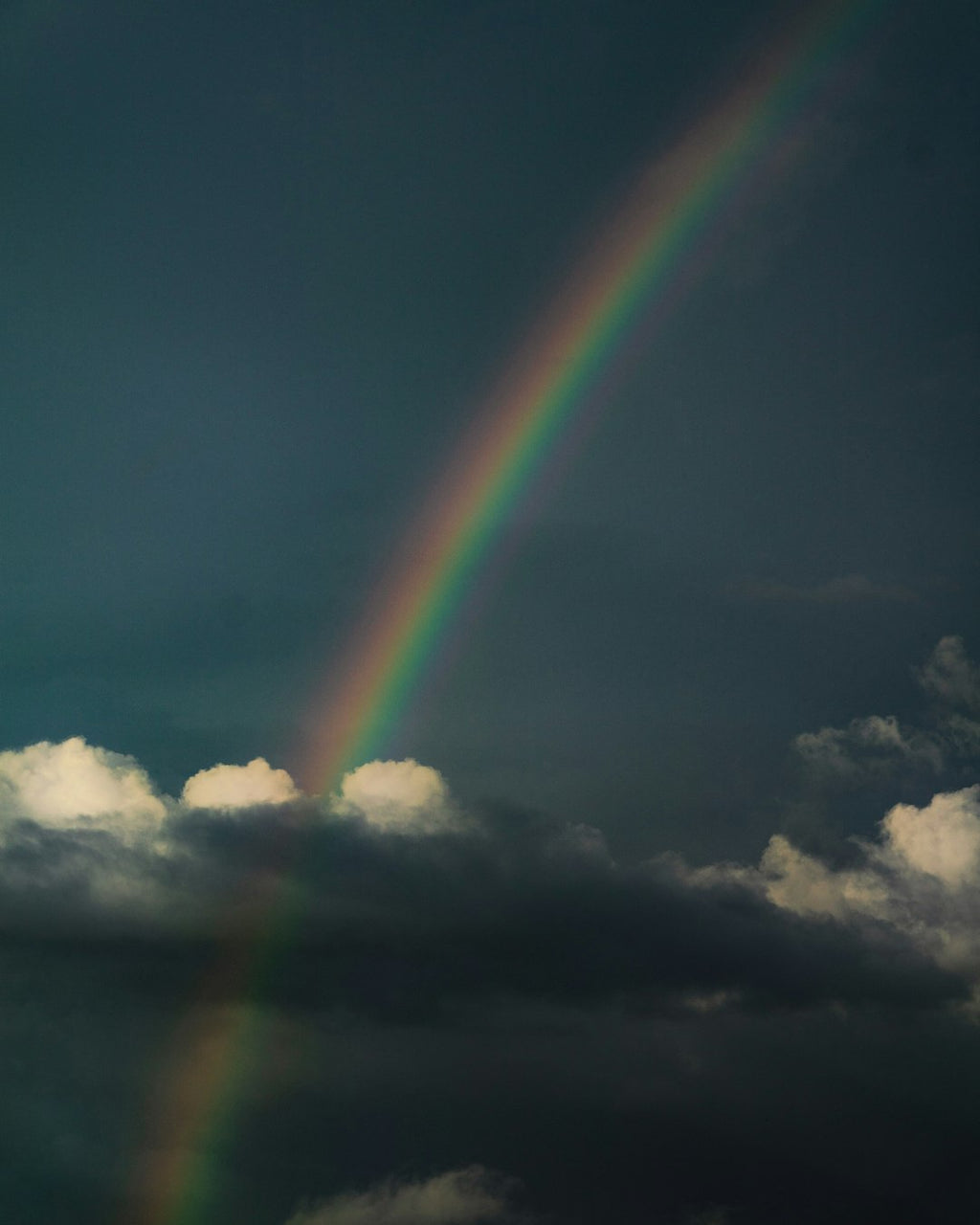 Meteorology Wave wallpaper pattern — base photo: Glimpse of a rainbow later on in the day