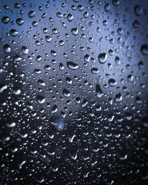 Seamless diamond wallpaper pattern — Glitch by wallpaper⁶ — base photo: Abstract image of water droplets on a glass pane with a cool, moody tone.