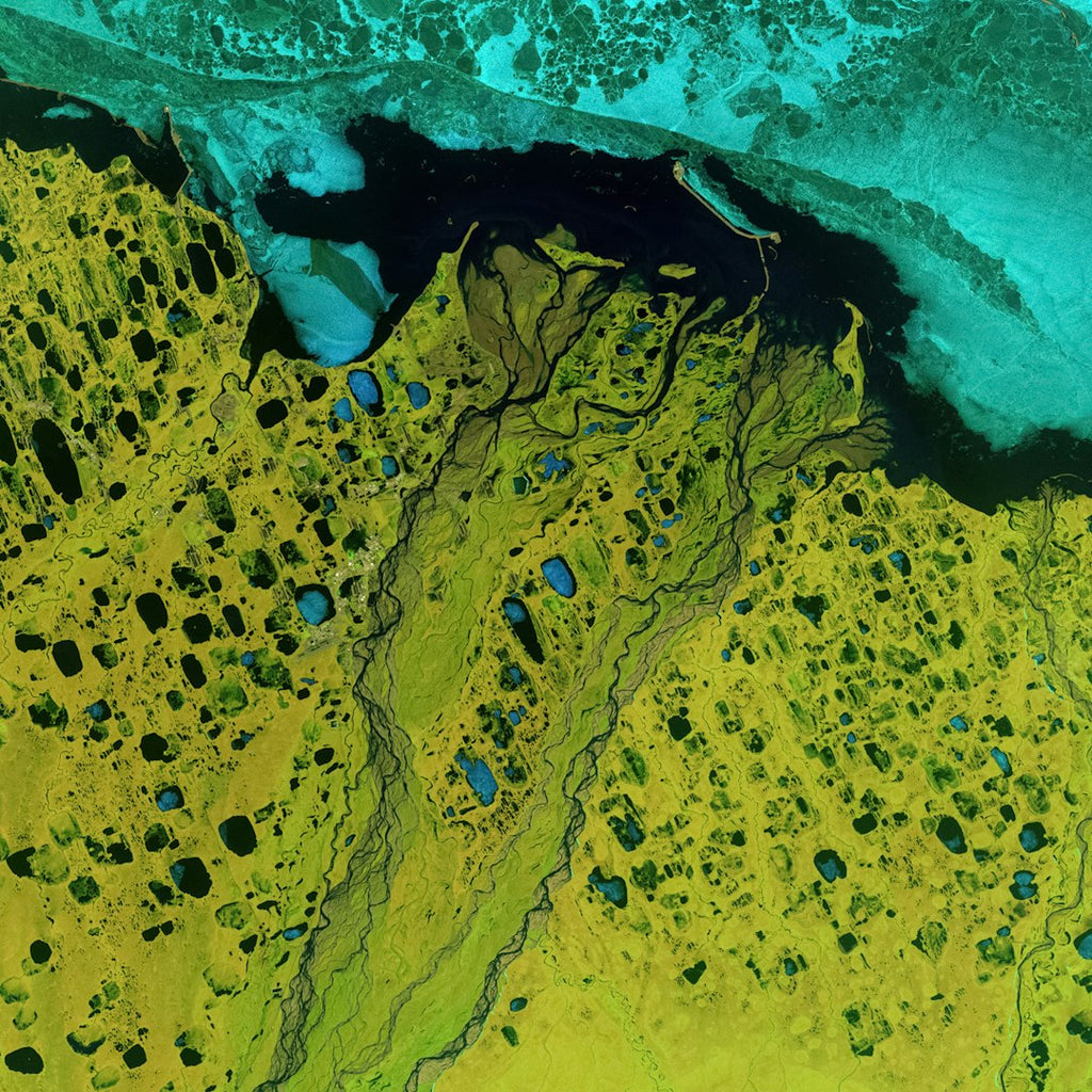 Seamless mirror wallpaper pattern — Cartography by wallpaper⁶ — base photo: Landsat 9 Image of Prudhoe Bay, Alaska Detailed Description In Alaska, the Sagavanirktok River flows